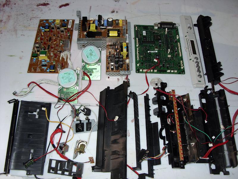 samsung clp-500 bontott 01.jpg